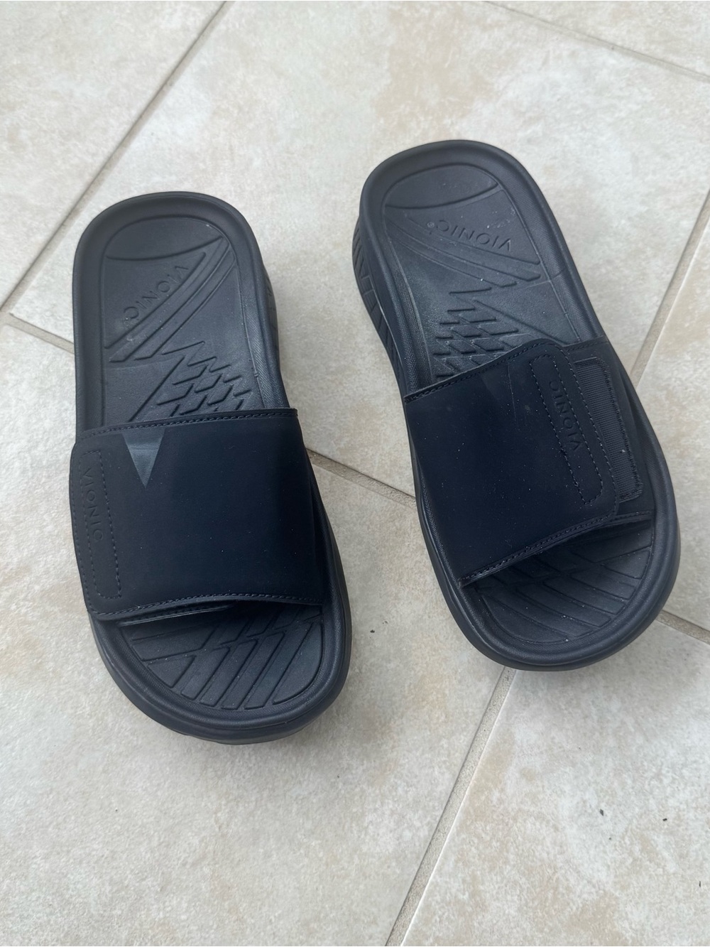 Vionic Rejuvenate Recovery Slides Womens 7 Black Adjustable Orthotic Sandals